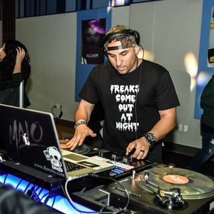 Meet your Posher, Armando